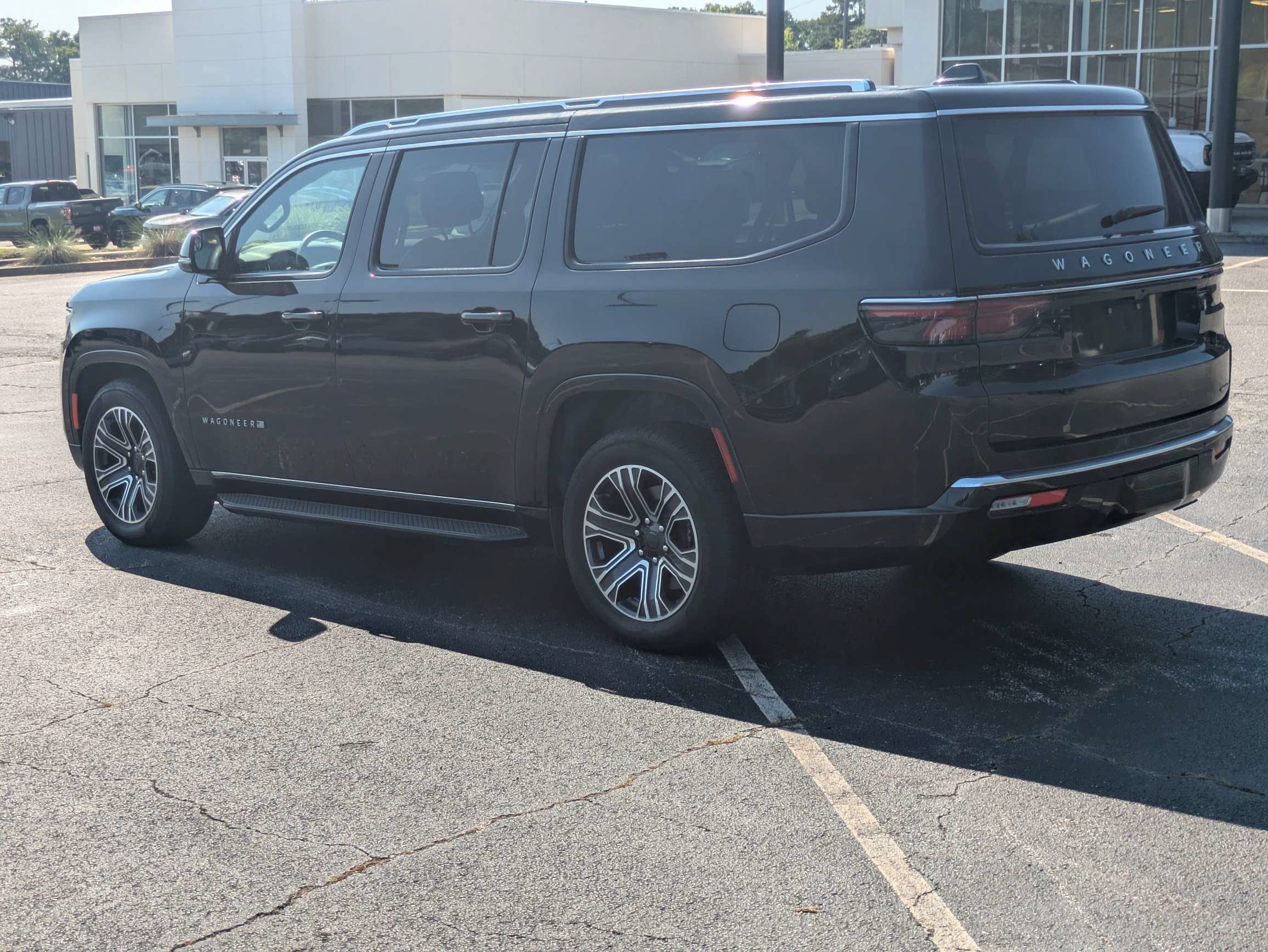Used 2024 Black Jeep Series II image 5