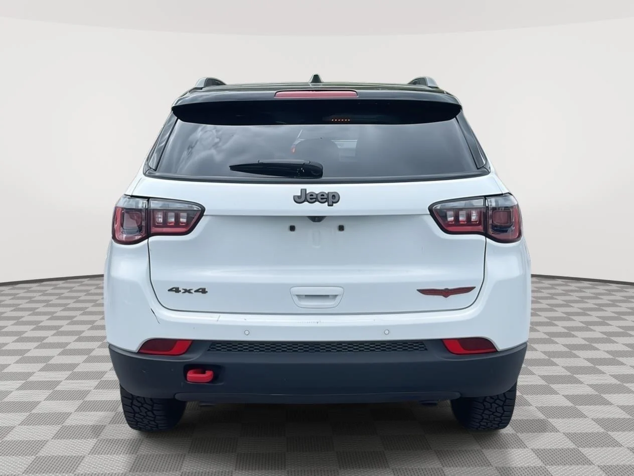Used 2025 Bright White Clearcoat Jeep Trailhawk image 7