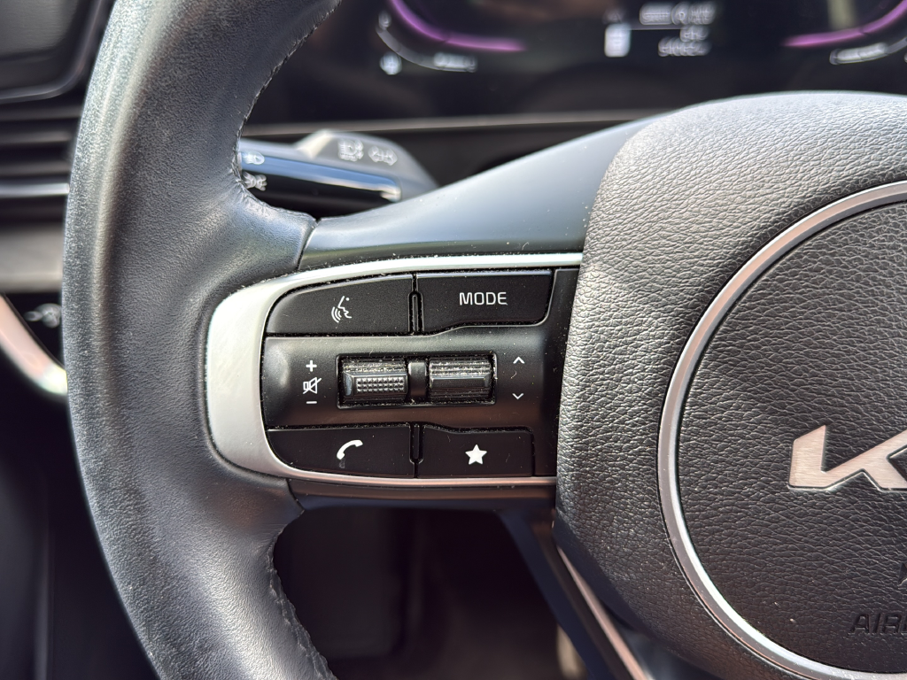 Used 2023 Gray Kia X-Line image 31