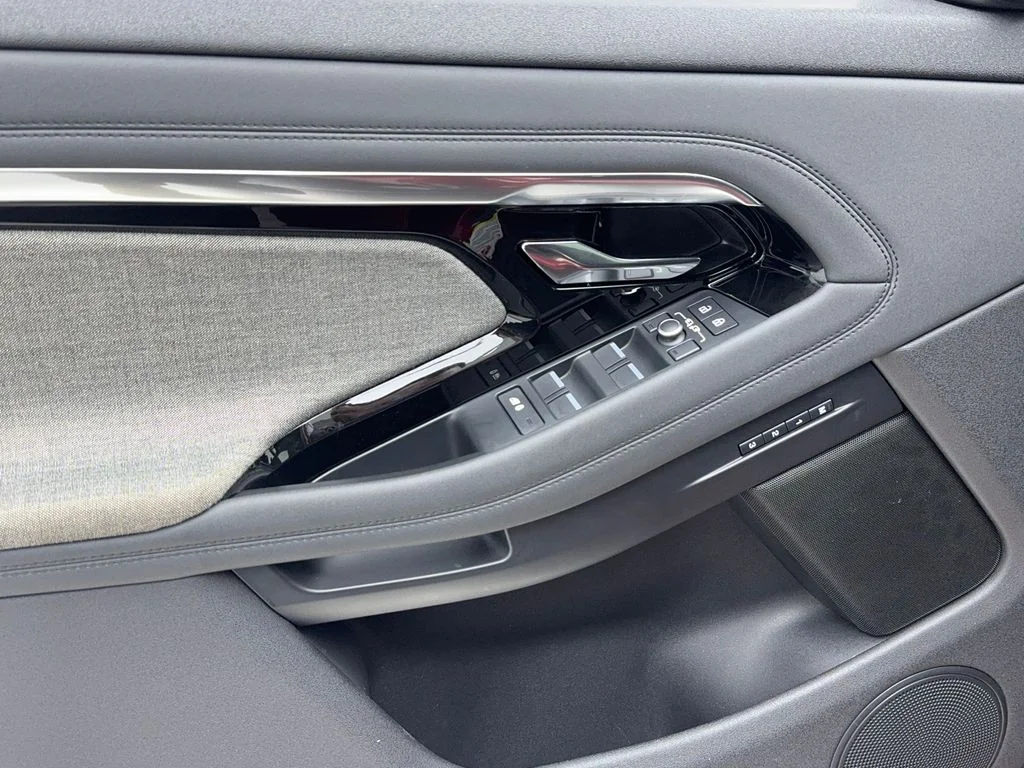 2022 Land Rover Range Rover Evoque HST - Photo 39