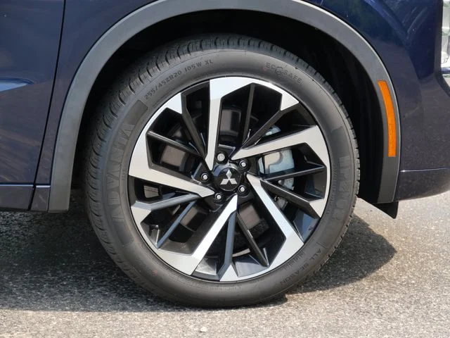Used 2022 Cosmic Blue Metallic Mitsubishi SEL image 7