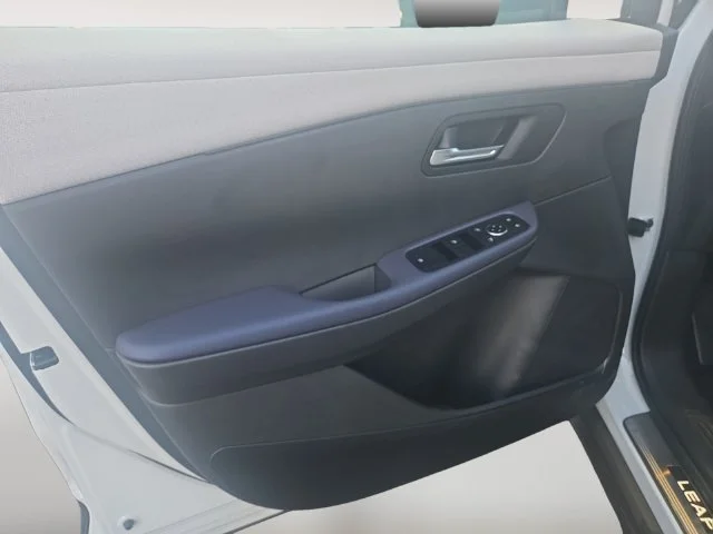 2026 Nissan LEAF SV+ - Photo 8
