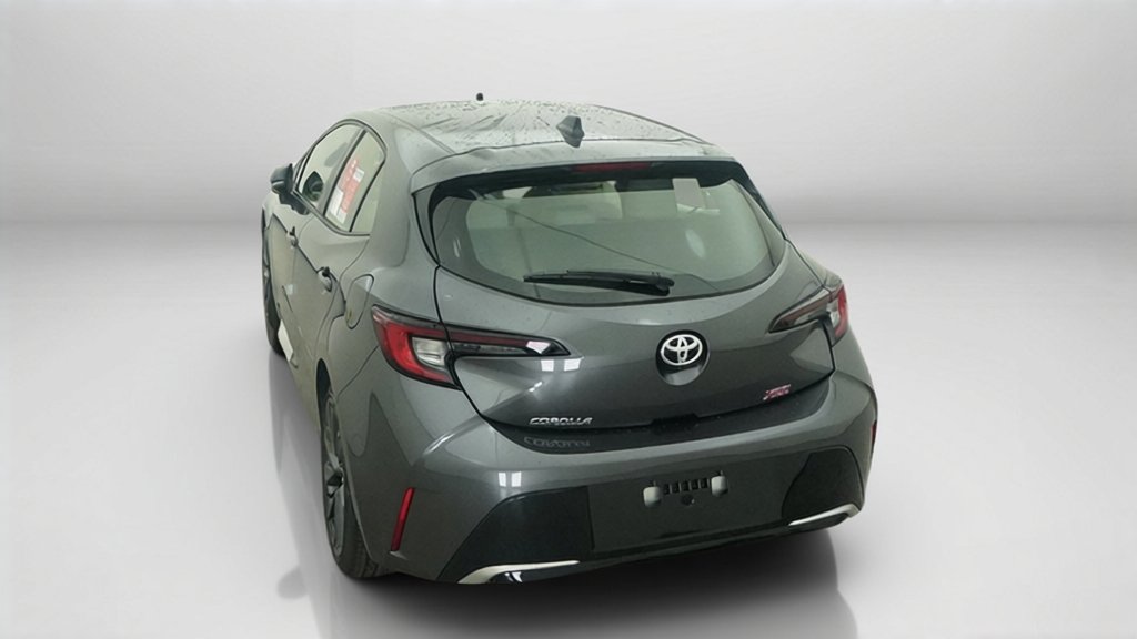 New 2027 Magnetic Gray Metallic Toyota XSE image 13
