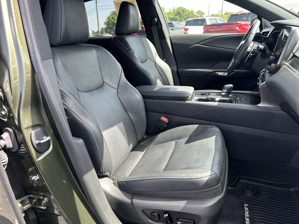 Used 2023 Green Lexus 350 Premium Plus image 30