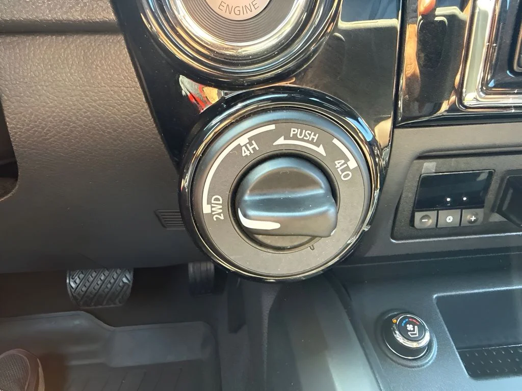 Used 2024 White Nissan Platinum Reserve image 14