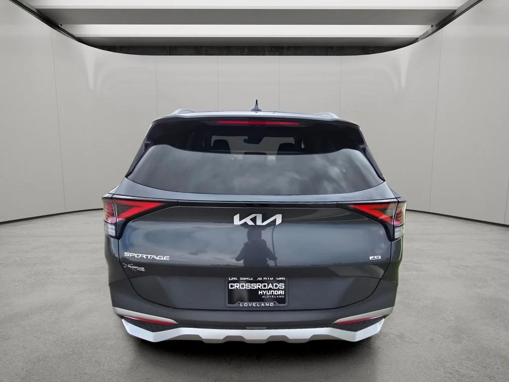 Used 2024 Gravity Gray Kia EX image 4