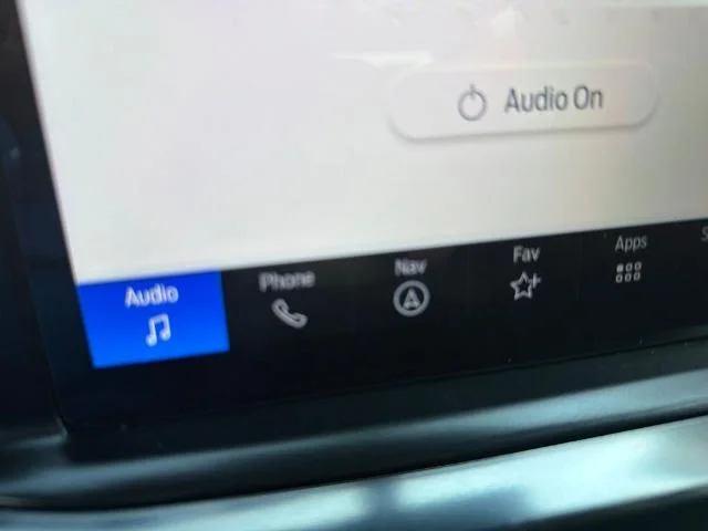 New 2027 Glacier Gray Metallic Tri-Coat Ford F-250® Lariat® image 61