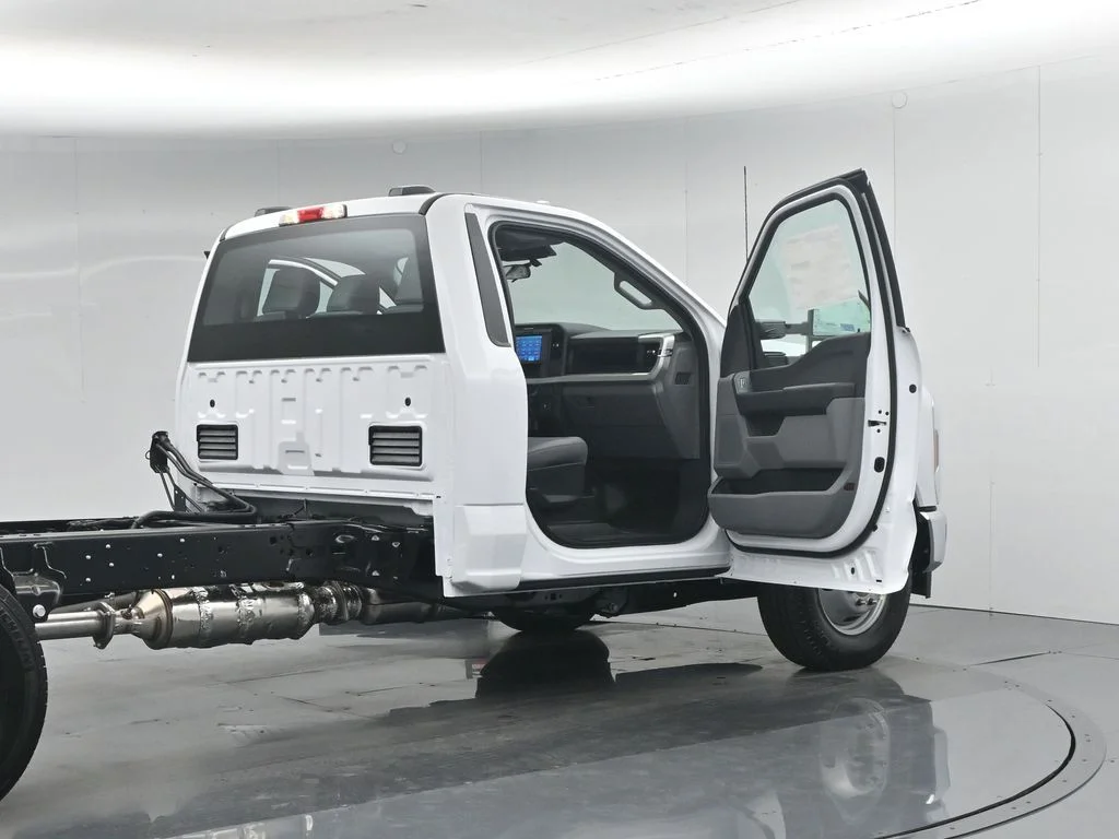 New 2026 White Ford XL image 5