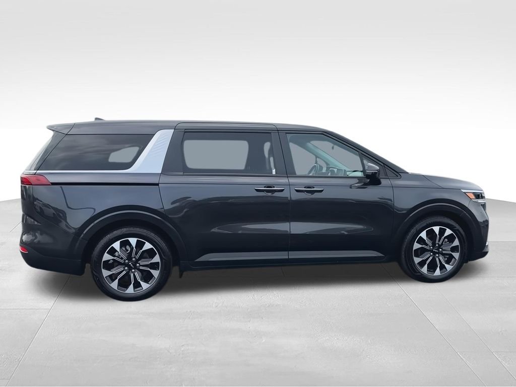 Certified Used 2024 Gray Kia EX image 9