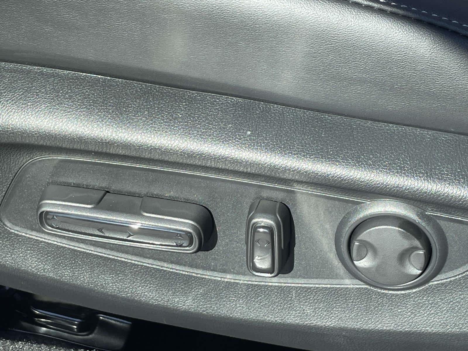 New 2026 Meteorite Gray Metallic Honda Touring image 18