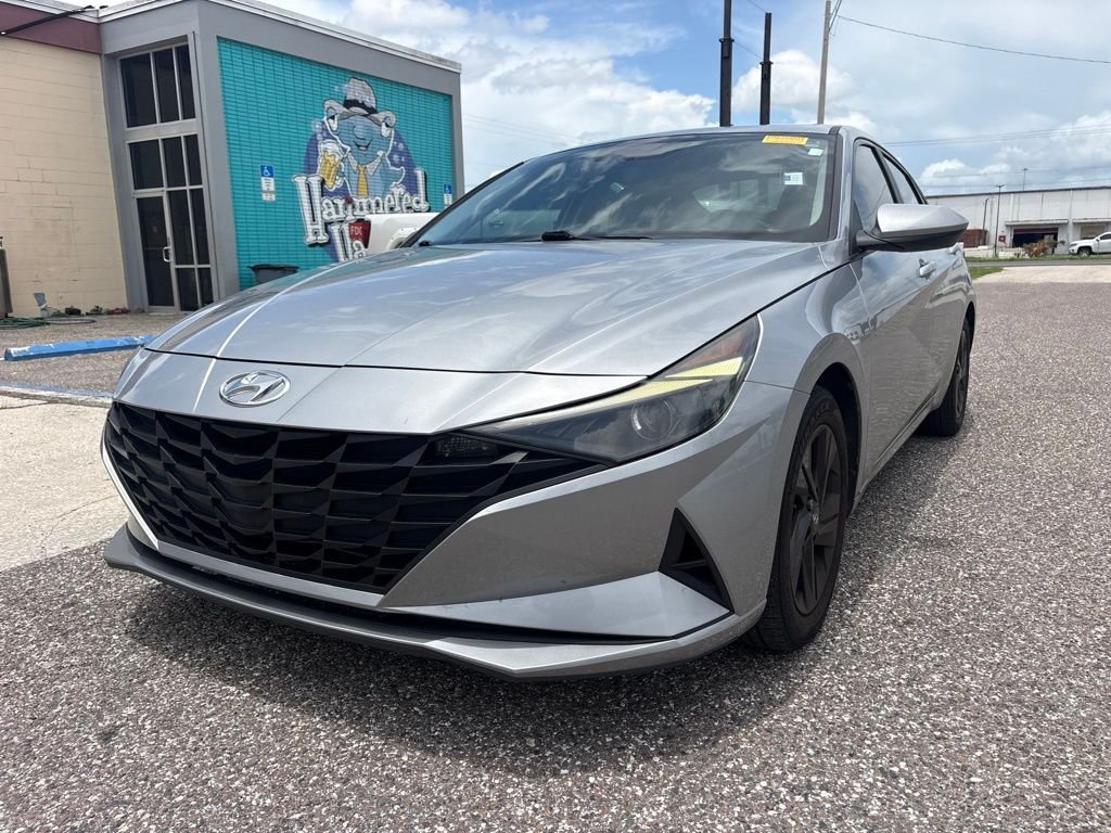2021 Hyundai Elantra SEL - Photo 7