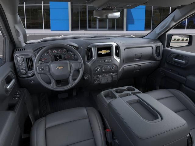 New 2026 Summit White Chevrolet WT image 15
