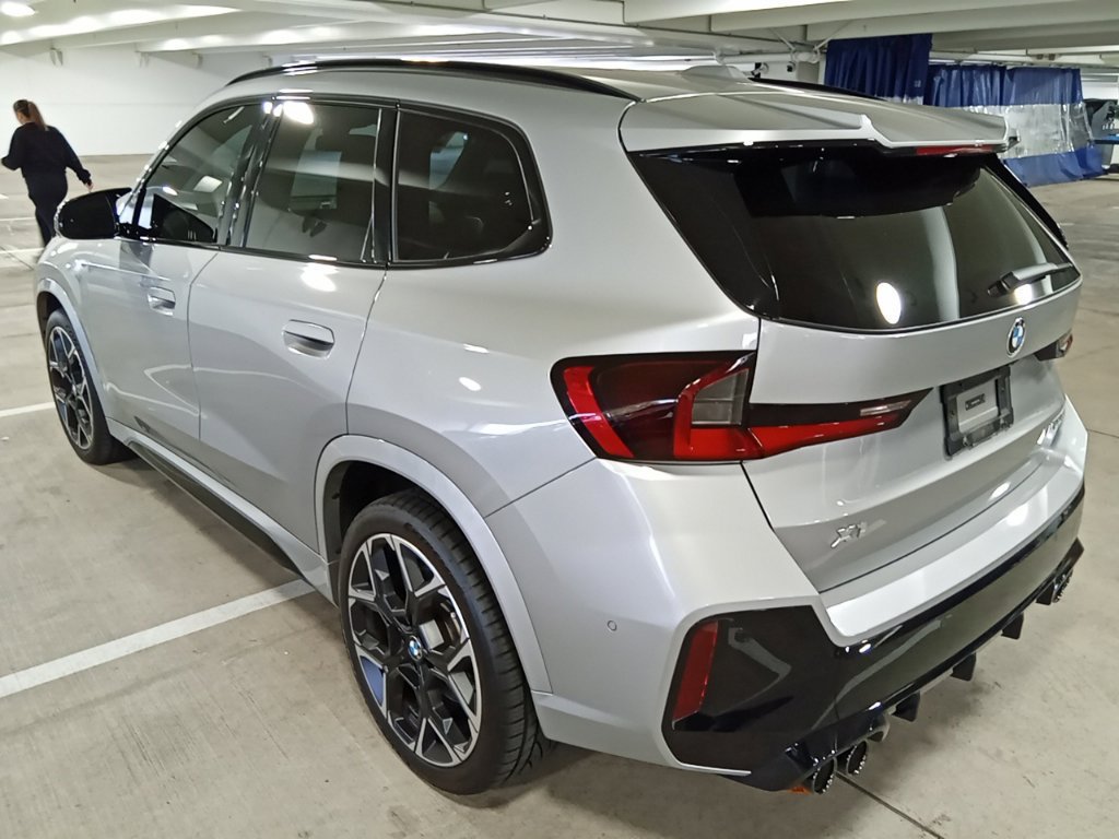 Used 2024 Silver Metallic BMW M35i image 7