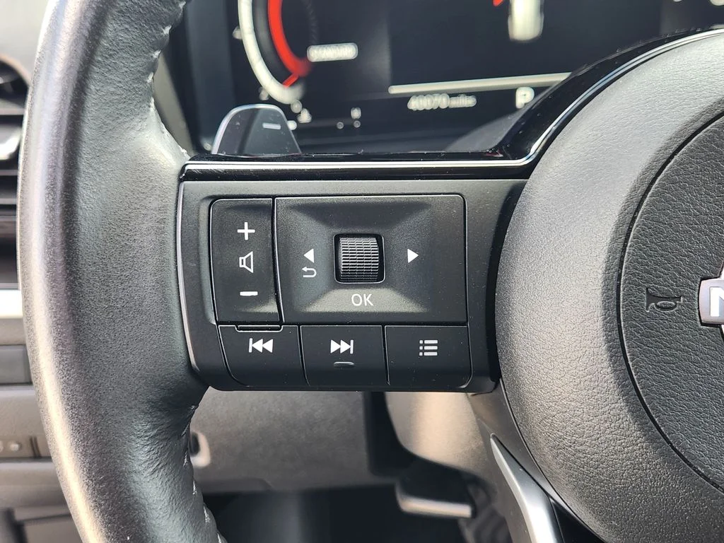 Certified Used 2023 Gray Nissan Platinum image 31