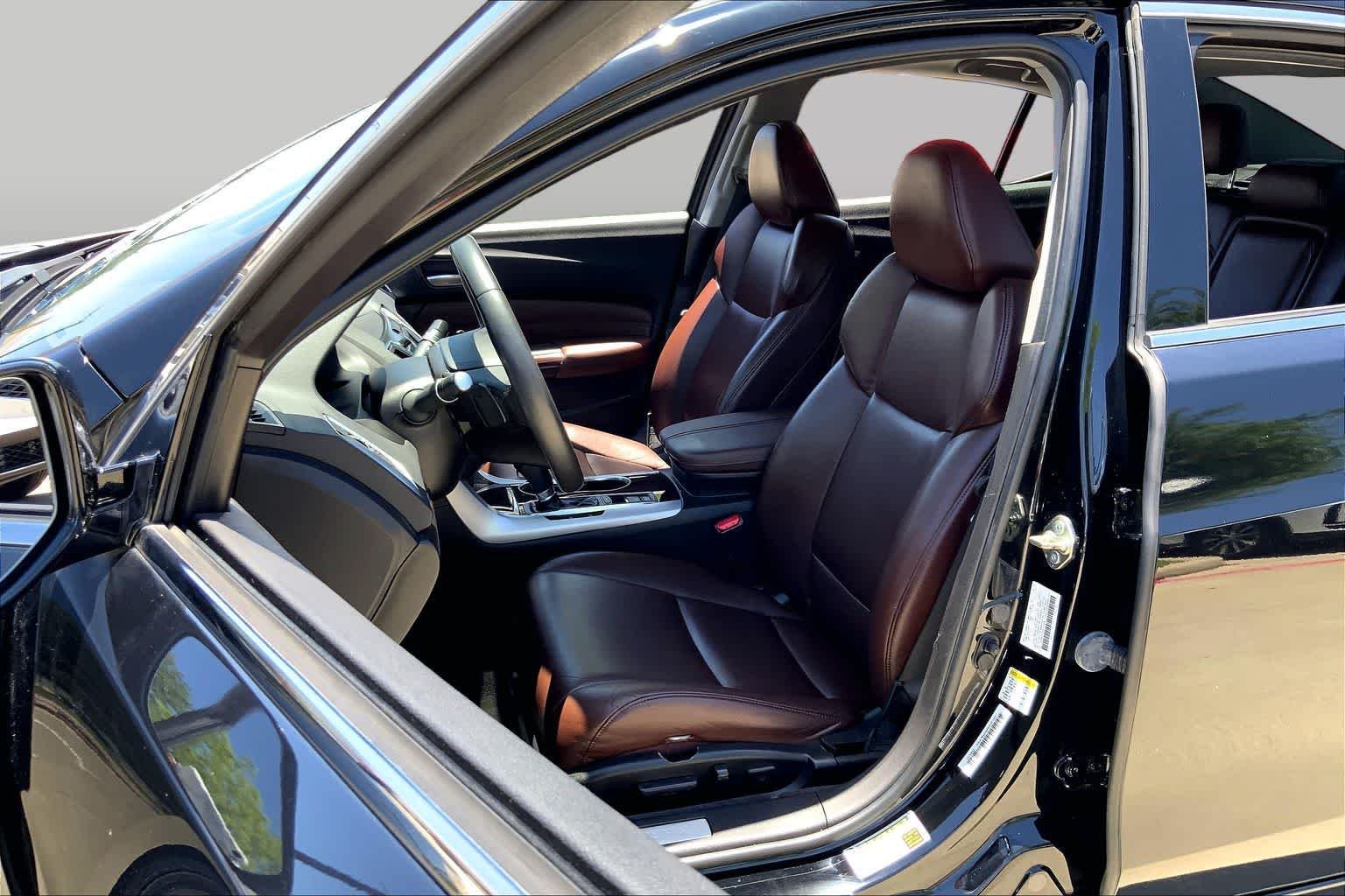 Used 2015 Black Copper Pearl Acura  image 8