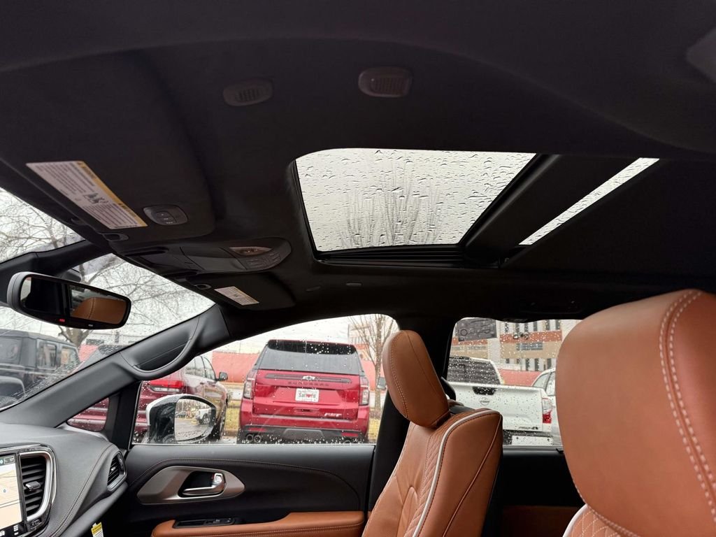 2026 Chrysler Pacifica Pinnacle
