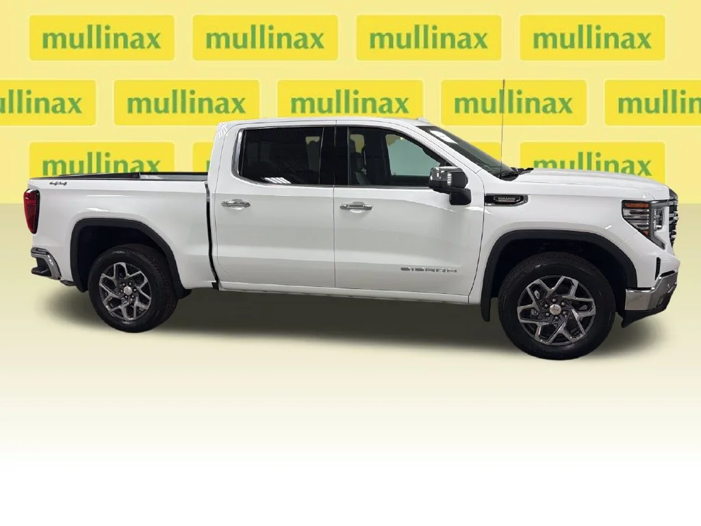 2026 GMC Sierra 1500 SLT - Photo 22