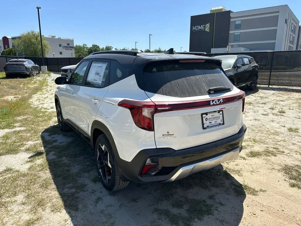 New 2026 White Kia LX image 5