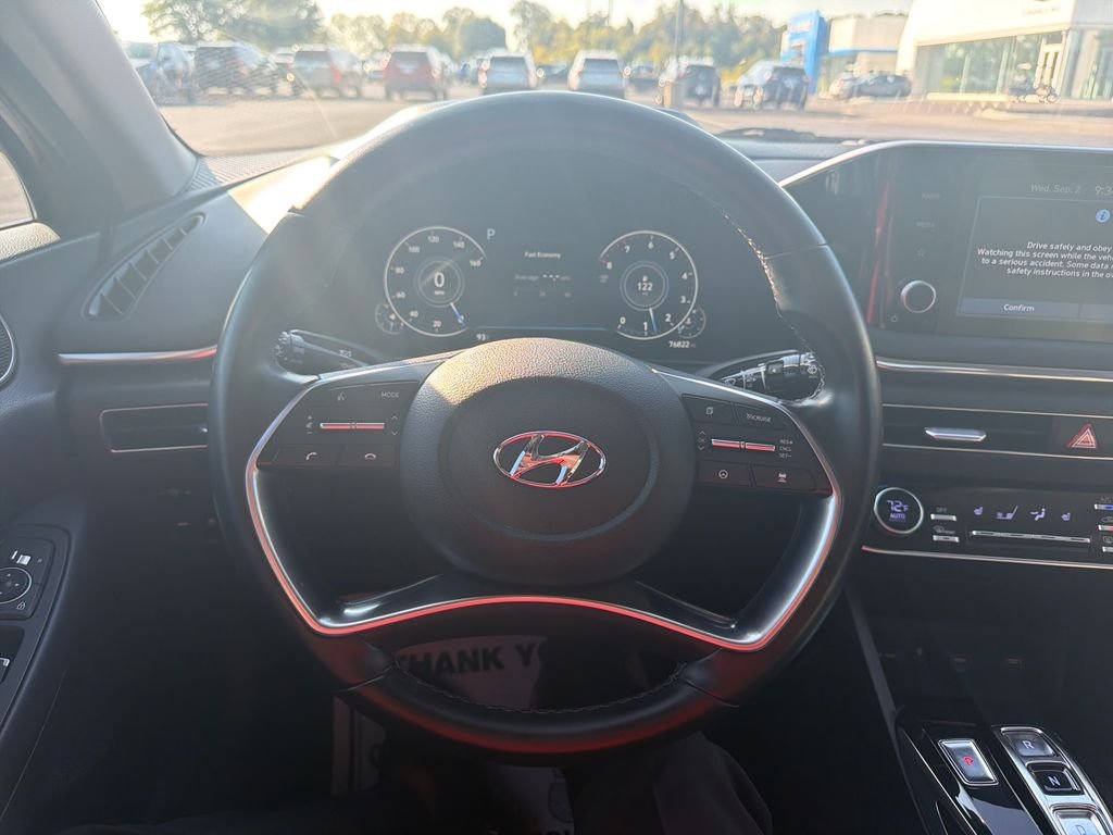 Used 2020 Red Hyundai SEL image 10