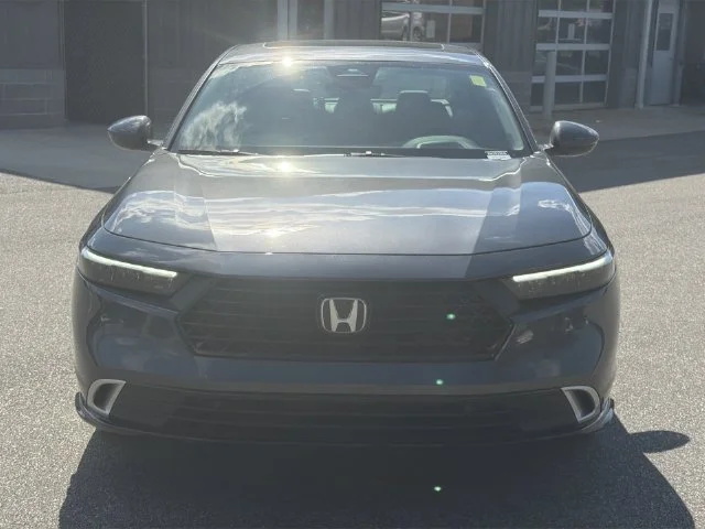 Used 2024  Honda Touring image 16
