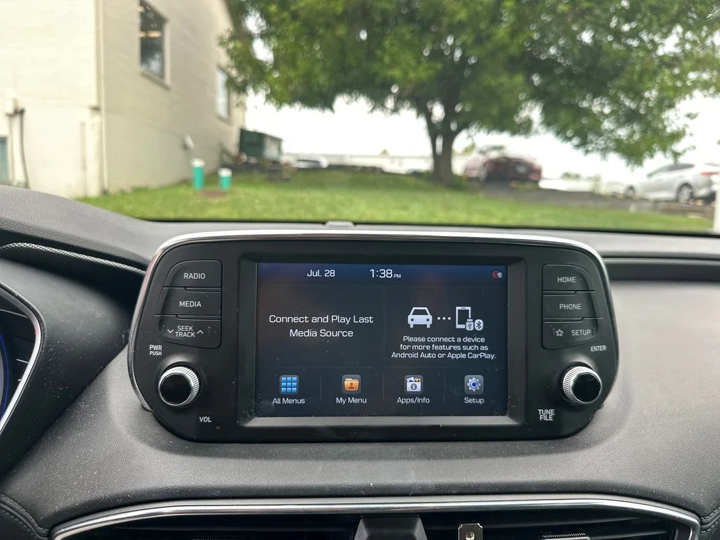 Used 2020 Quartz White Hyundai SEL image 9