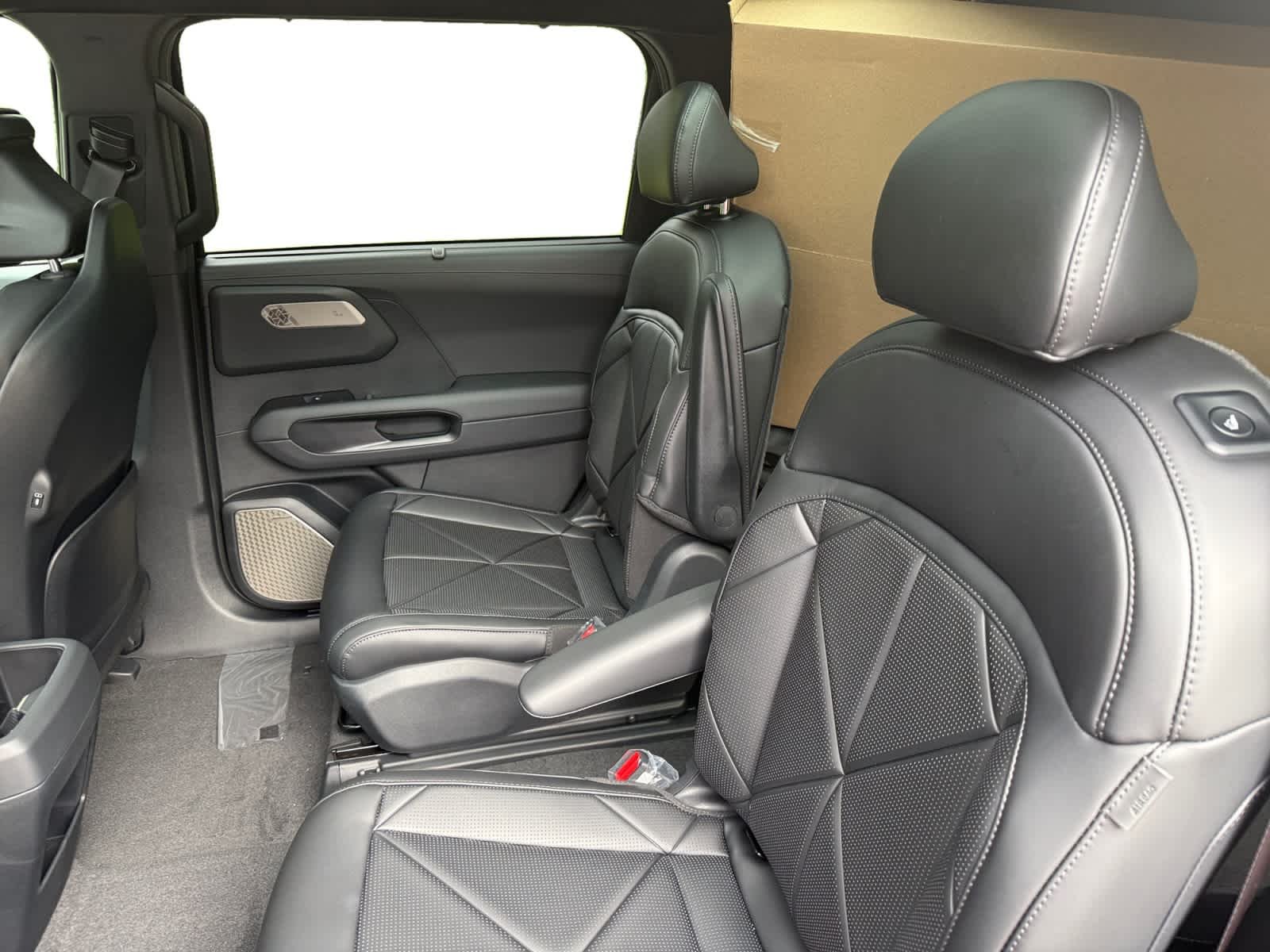 New 2027 Ebony Black Kia SX image 22