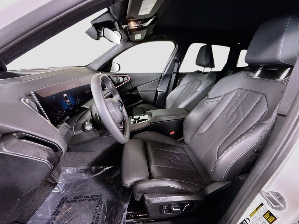 Used 2026 Alpine White BMW 30 xDrive image 18