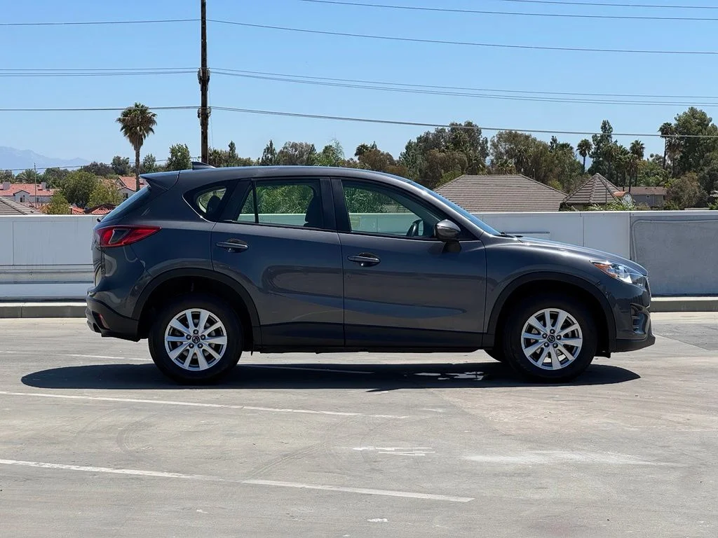 Used 2016 Gray Mazda Sport image 30