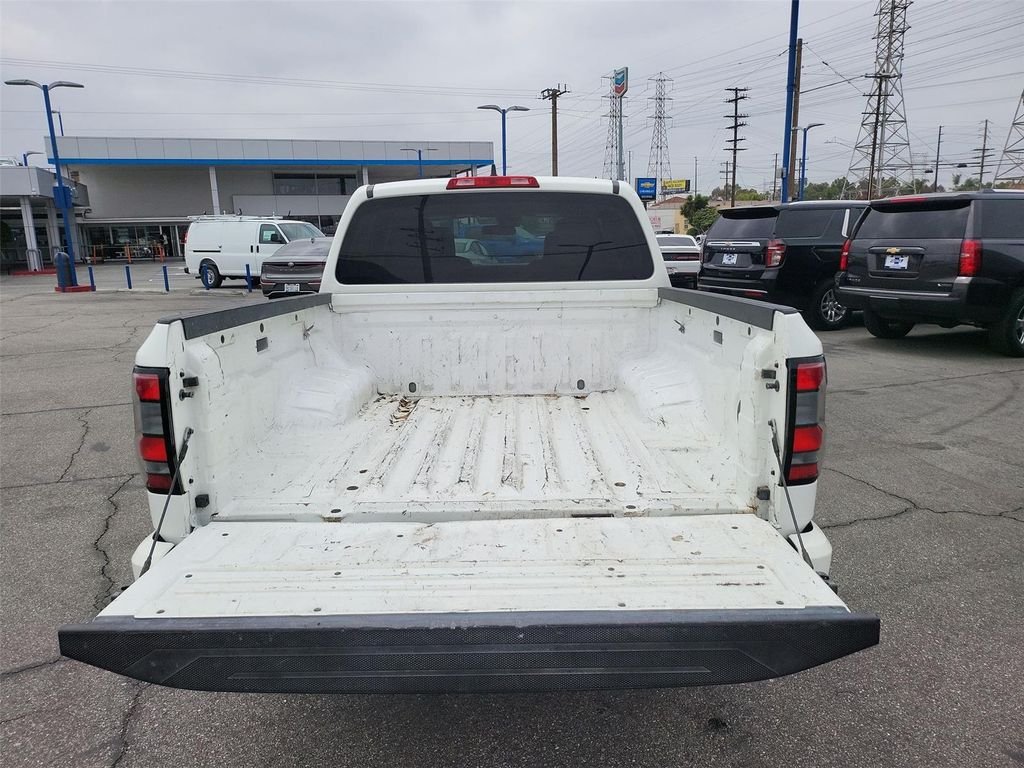 2022 Nissan Frontier SV - Photo 17