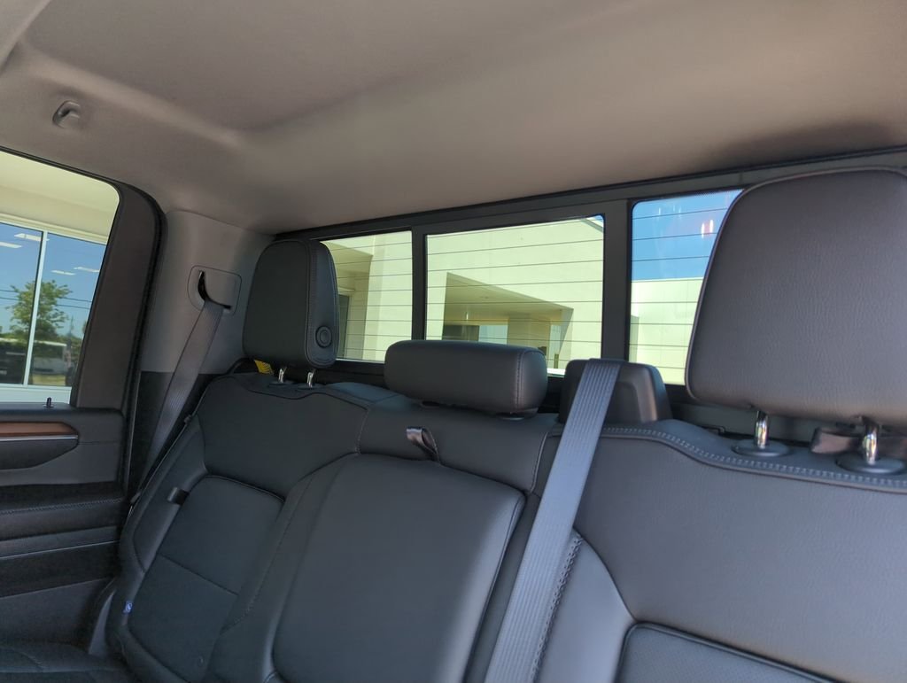 Used 2024 Silver GMC Denali image 31