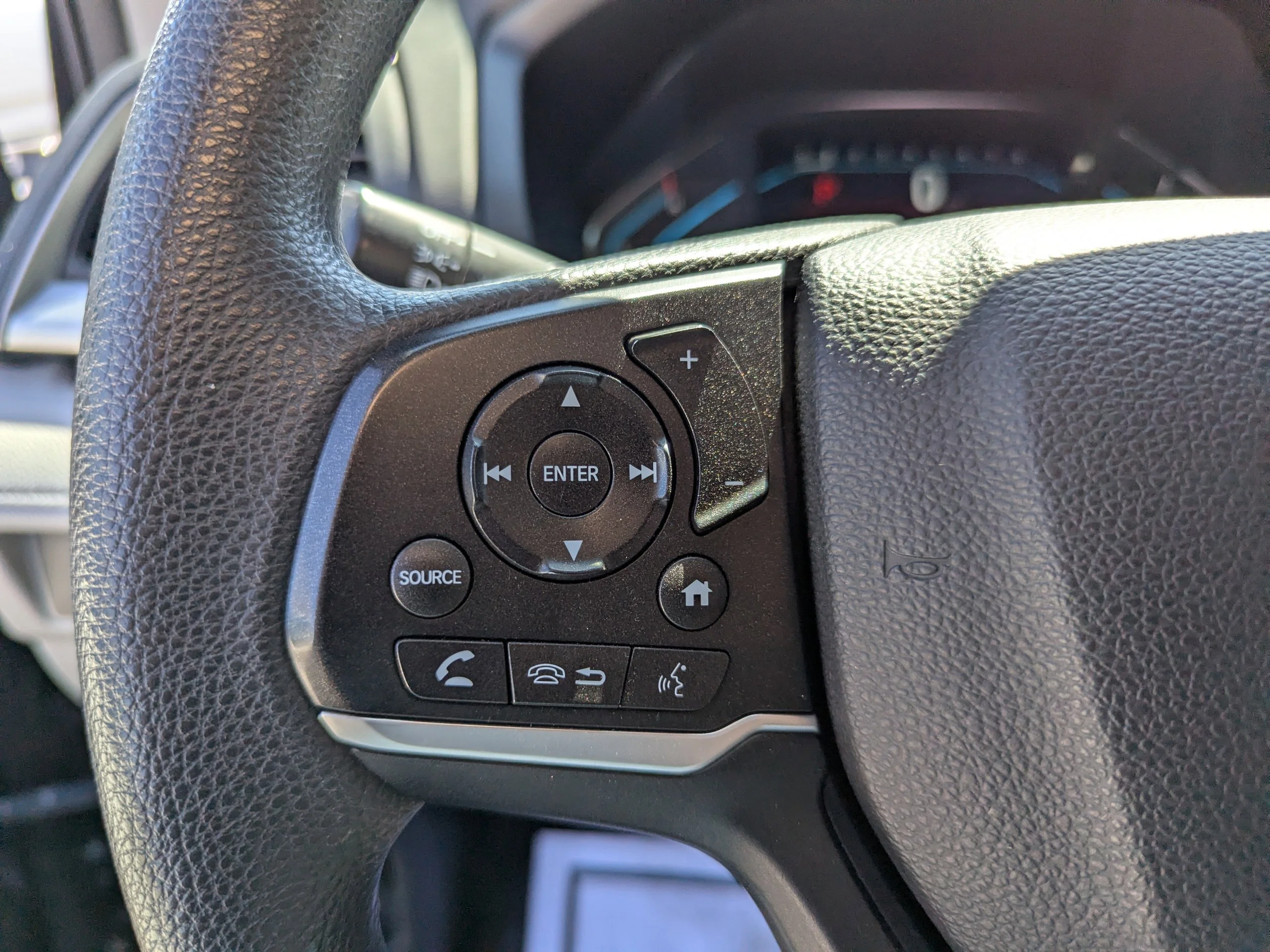 Used 2018 Charcoal Honda LX image 14
