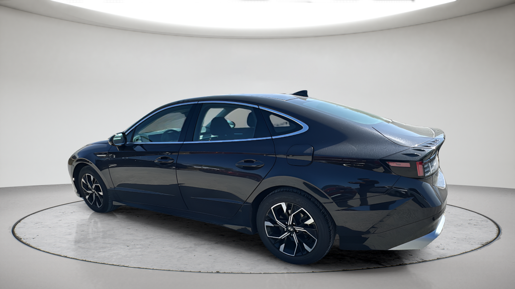 Used 2025 Blue Hyundai SEL image 7