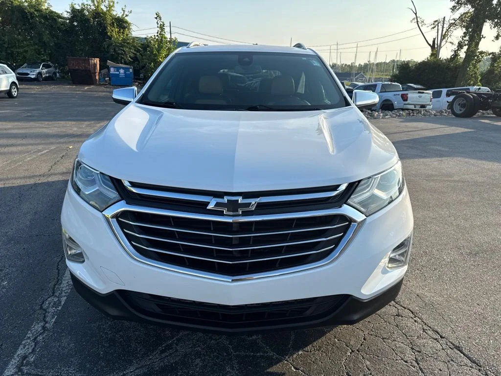 Used 2020 Summit White Chevrolet Premier image 9