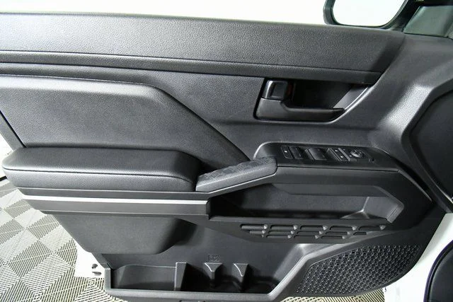 2026 Toyota Tacoma SR5 - Photo 21