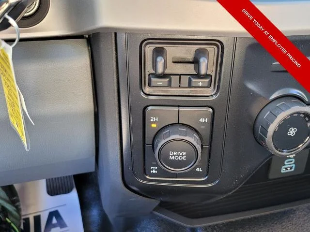 New 2026 Oxford White Ford F-250® XL image 50