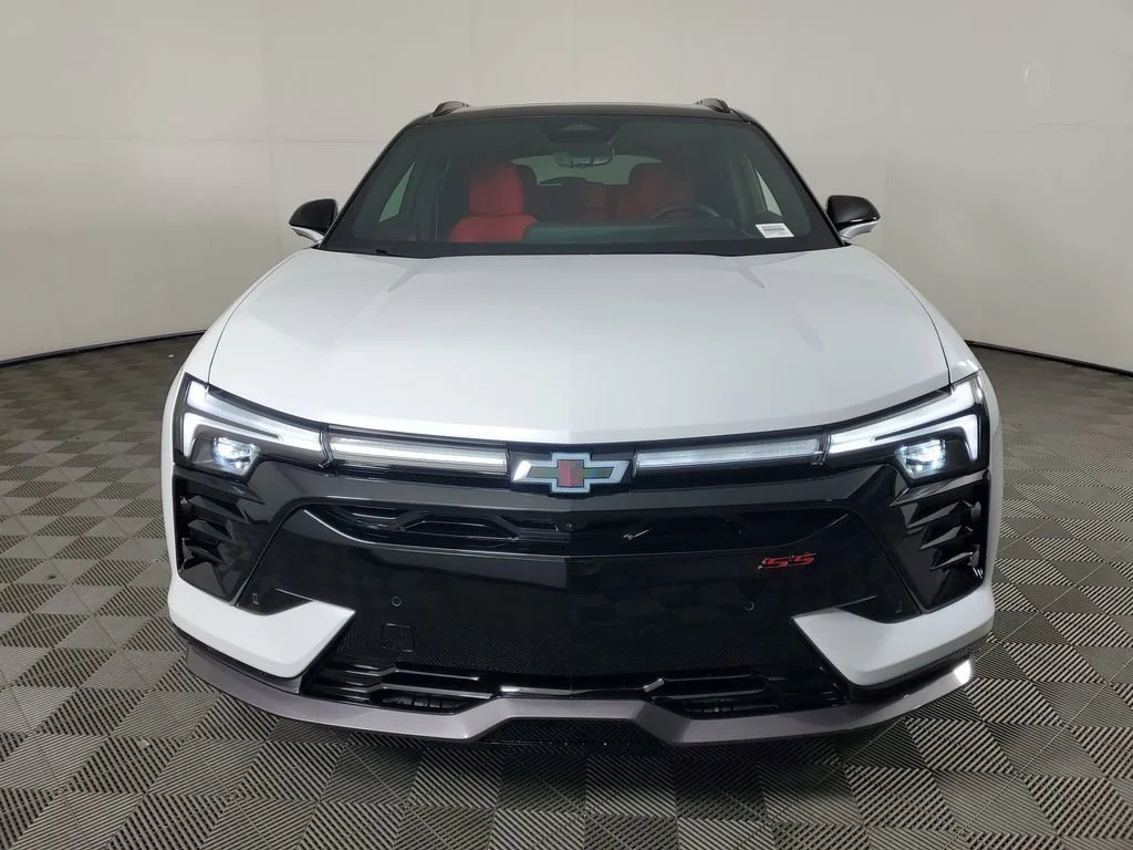 2026 Chevrolet Blazer EV SS - Photo 8
