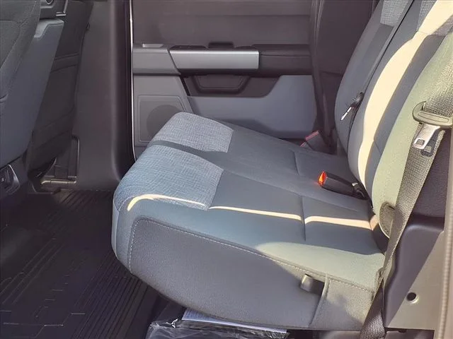 2026 Ford F-350 Super Duty XLT - Photo 9