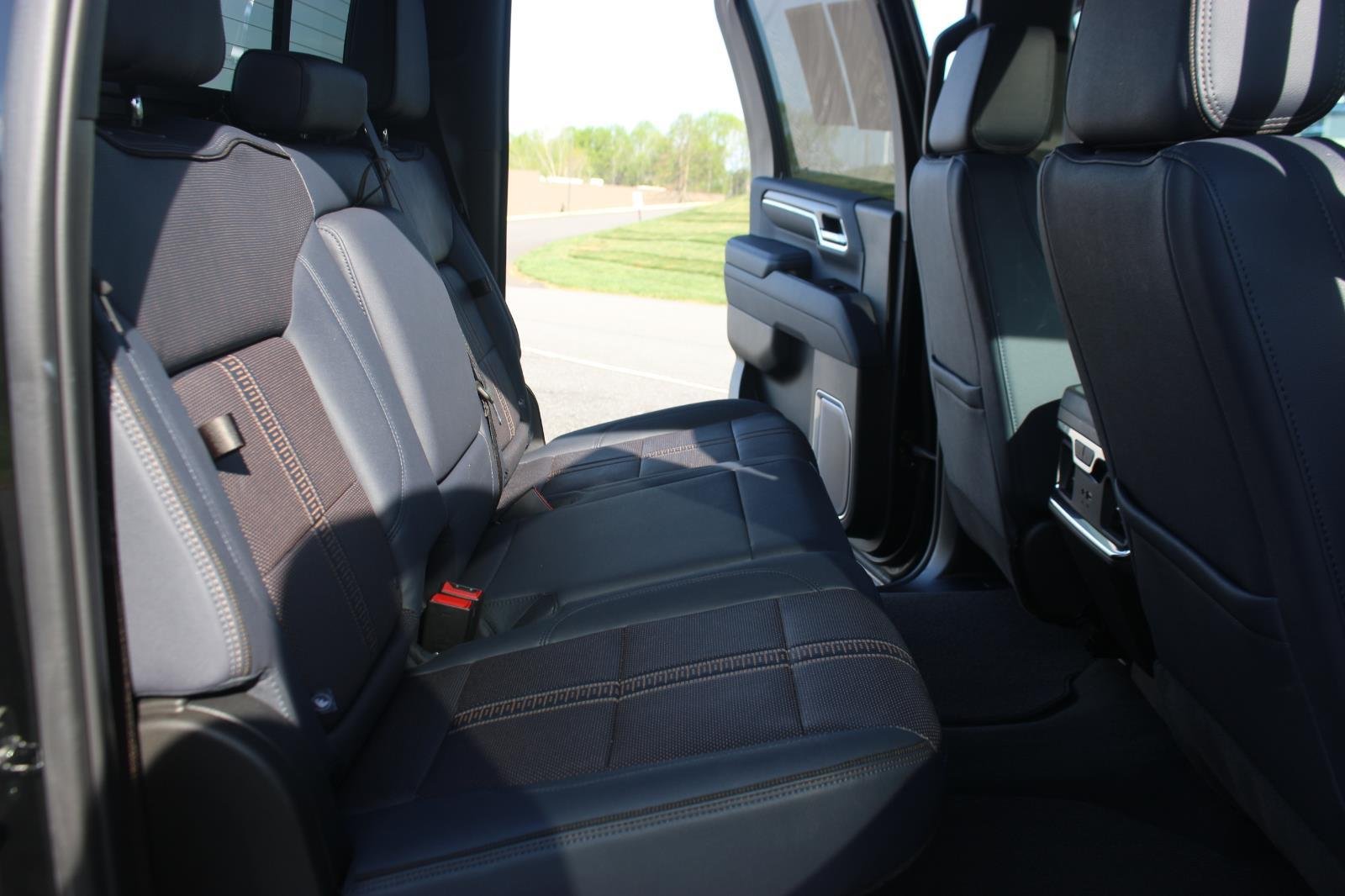 Used 2025 Black Chevrolet High Country image 39