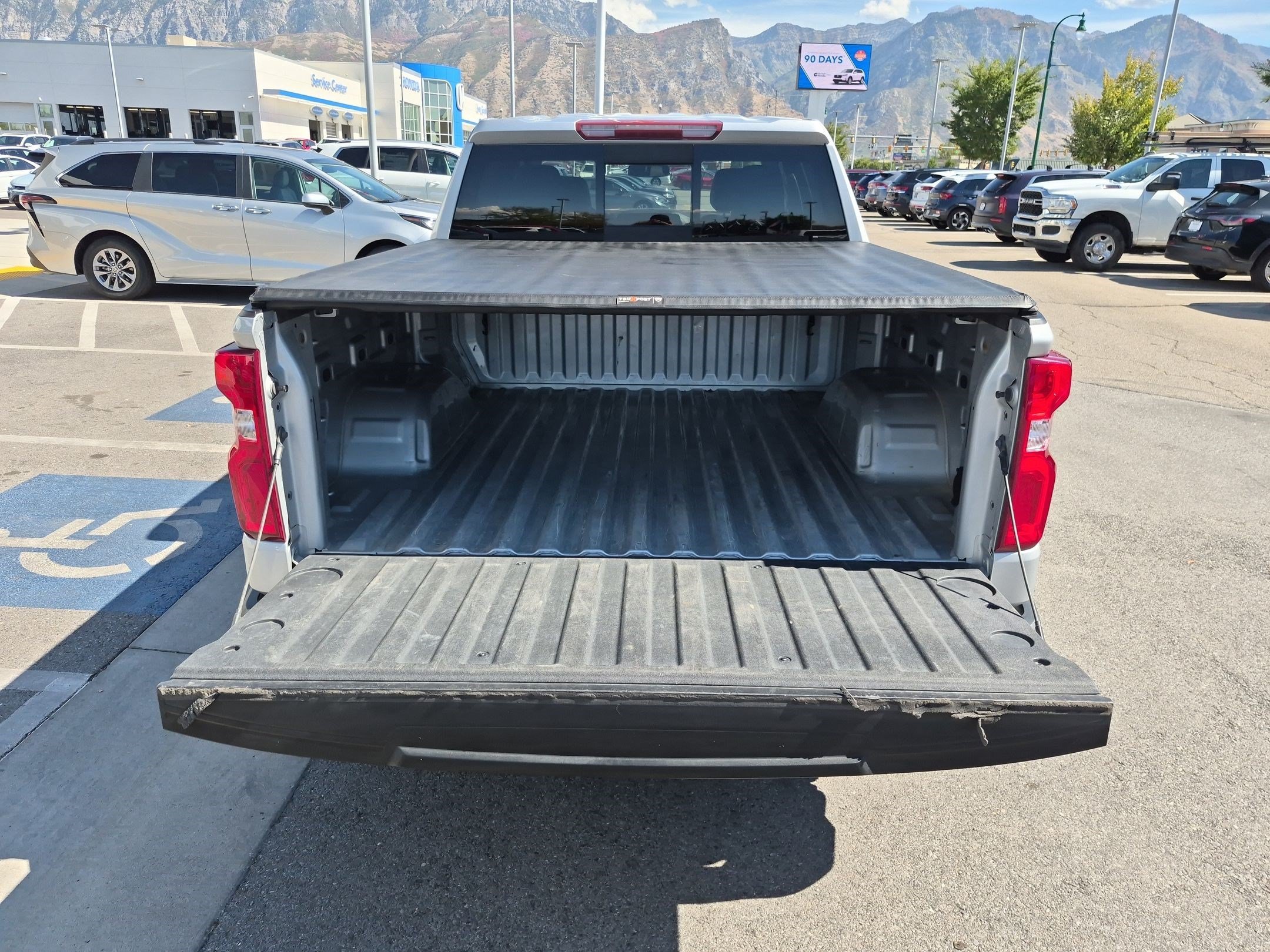 Used 2019 Silver Ice Metallic Chevrolet LTZ image 27