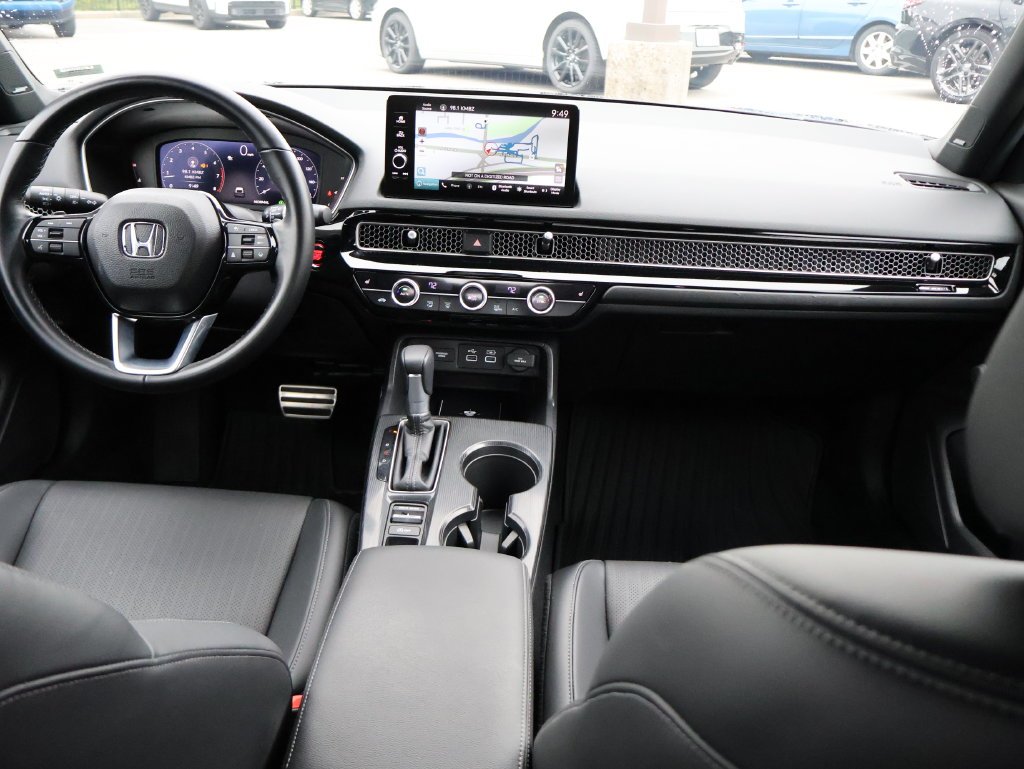 Used 2024  Honda Sport Touring image 13