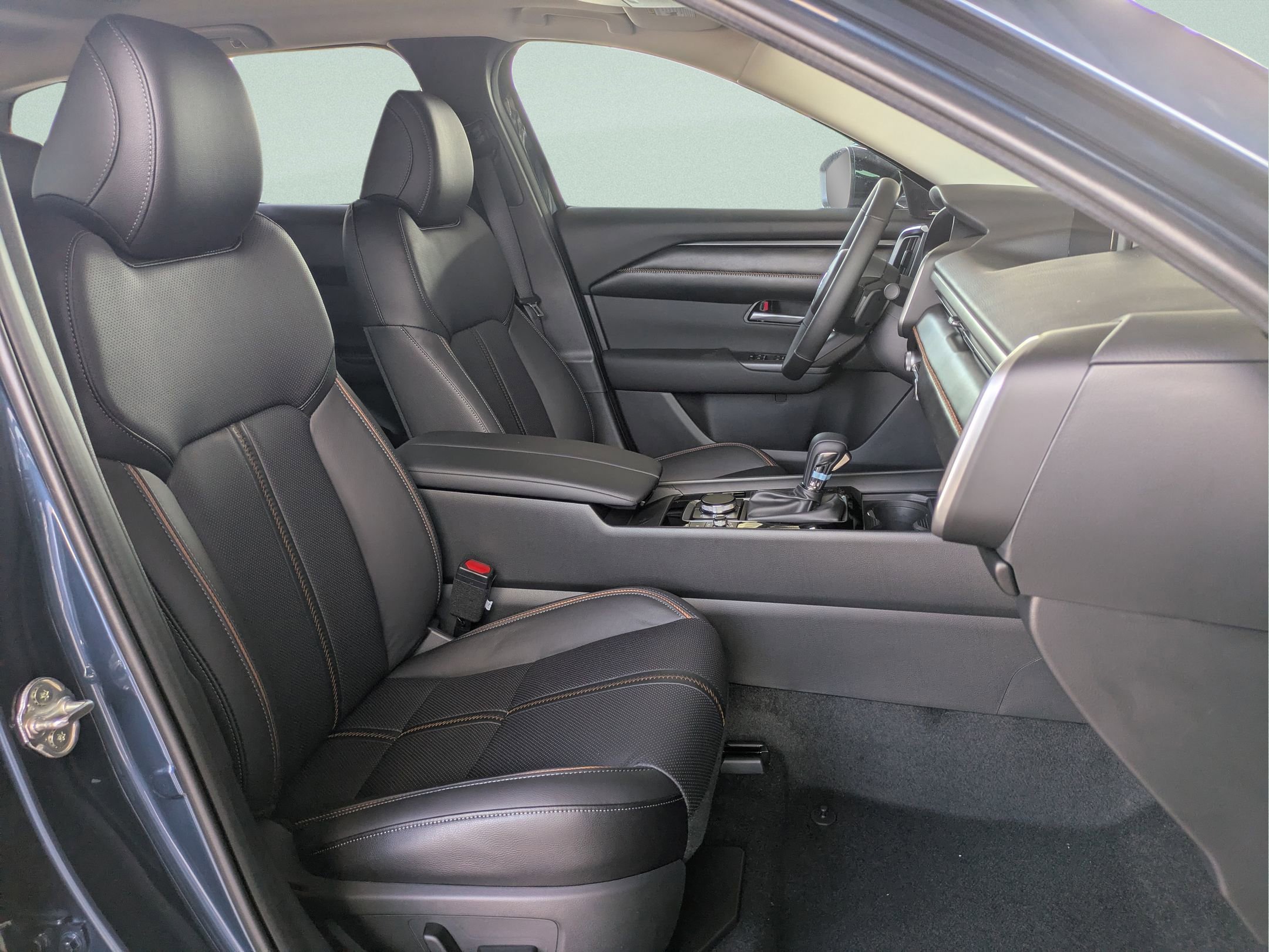 2025 Mazda CX-50 Premium - Photo 14