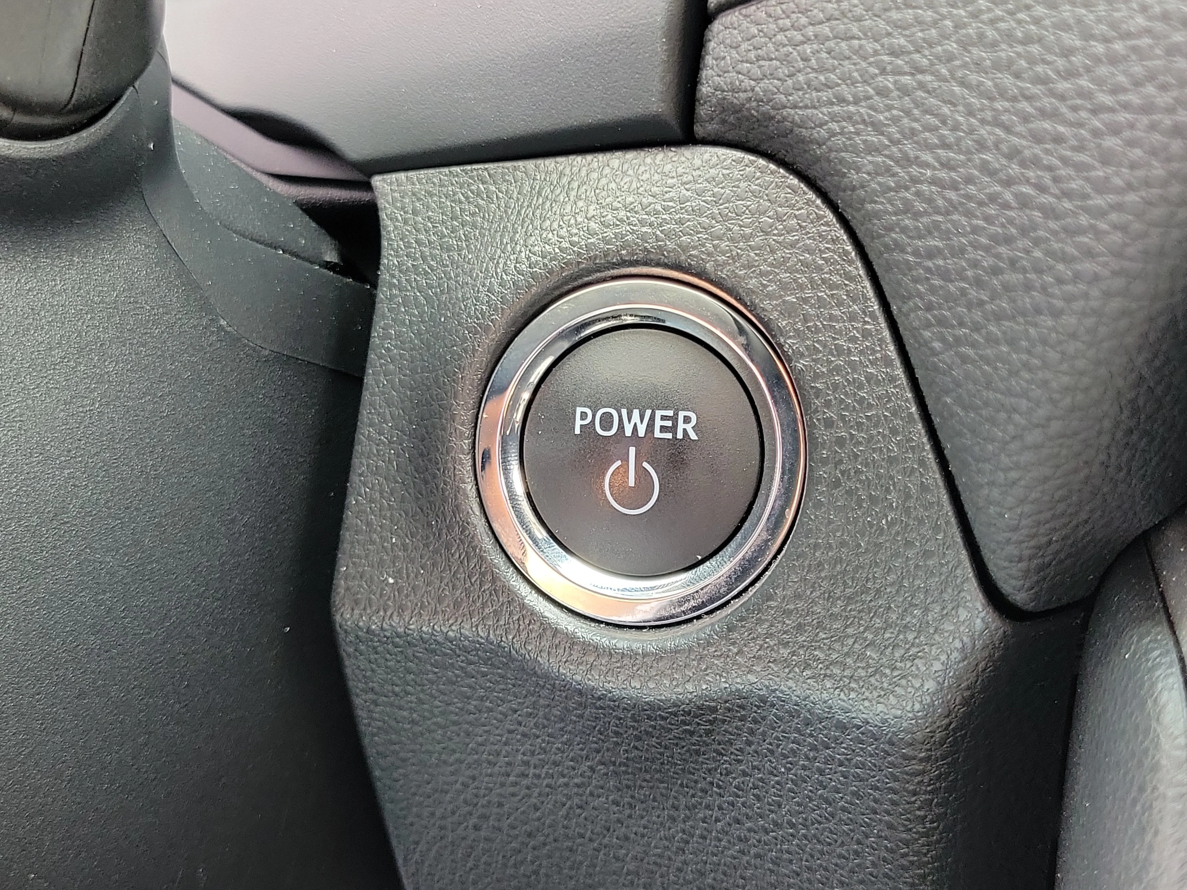Certified Used 2024 Wind Chill Pearl Toyota Limited image 28