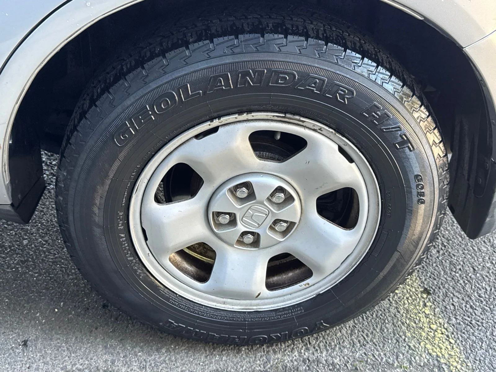 Used 2010 Silver Honda LX image 22
