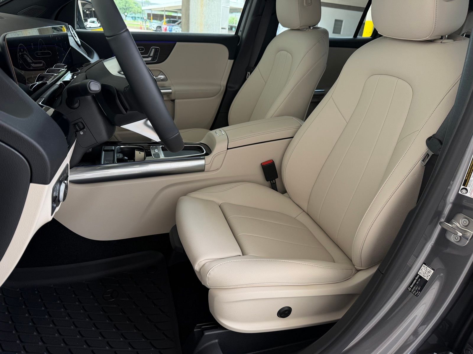 New 2026 Mountain Grey Metallic Mercedes-Benz GLA 250 image 13
