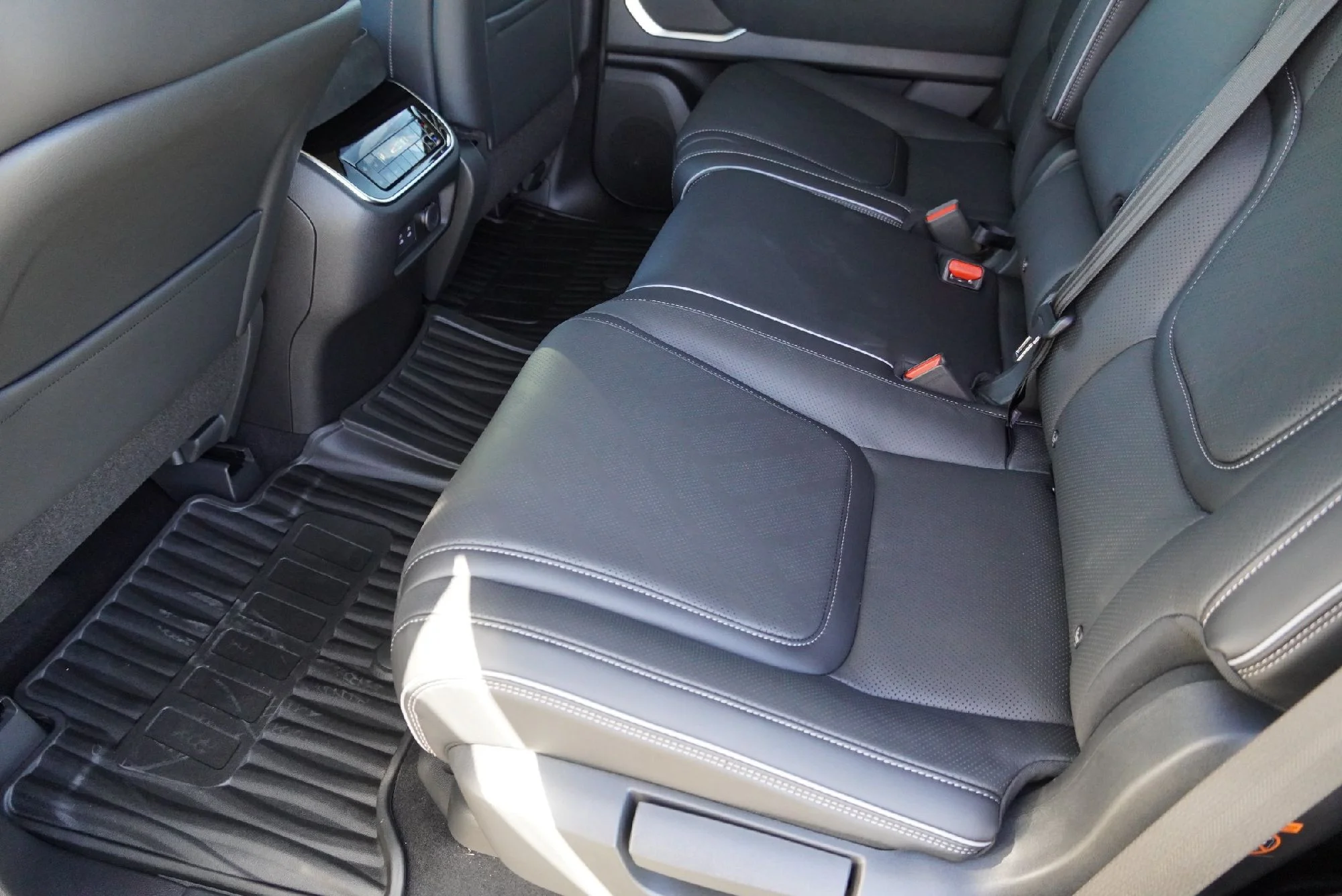 2026 INFINITI QX80 Luxe - Photo 29