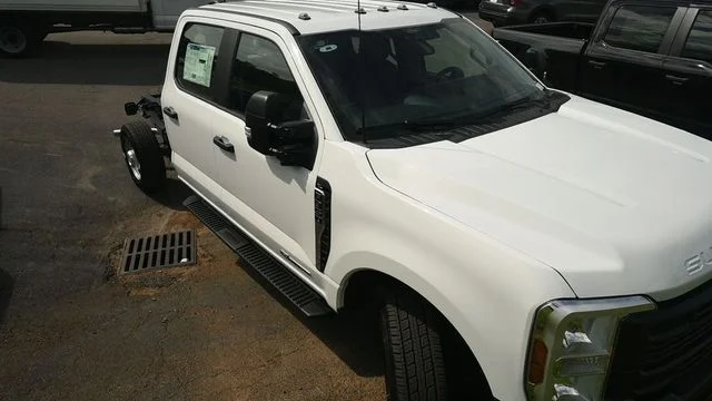 New 2026 White Ford XL image 4