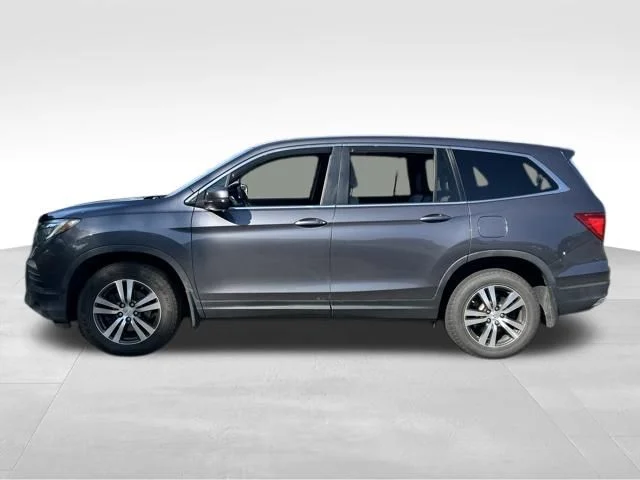 Used 2017 Honda Pilot EX-L with VIN 5FNYF6H51HB021215 for sale in Scranton, PA