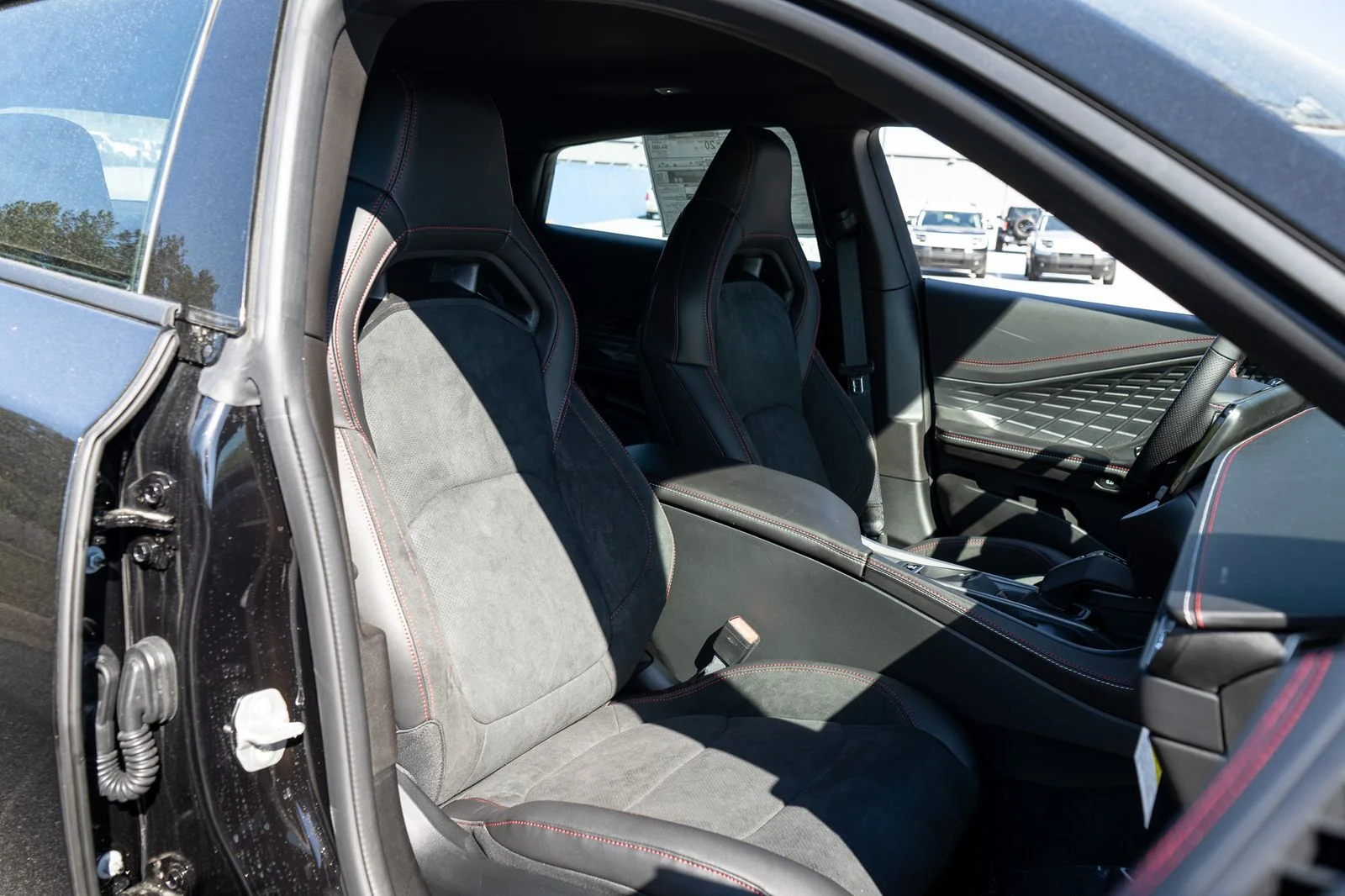 New 2026 Diamond Black Crystal Pearlcoat Dodge R/T image 38