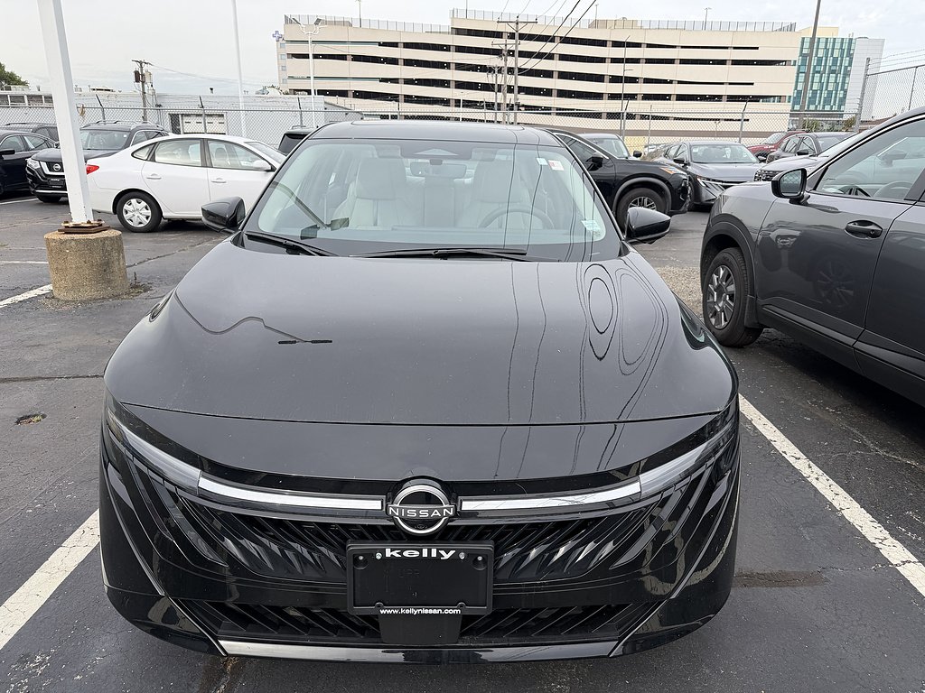 Used 2026 Super Black Nissan SL image 155