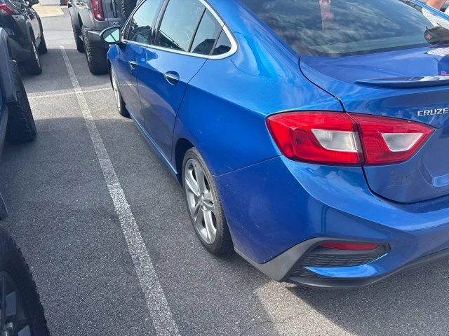 Used 2018 Blue Chevrolet Premier image 9